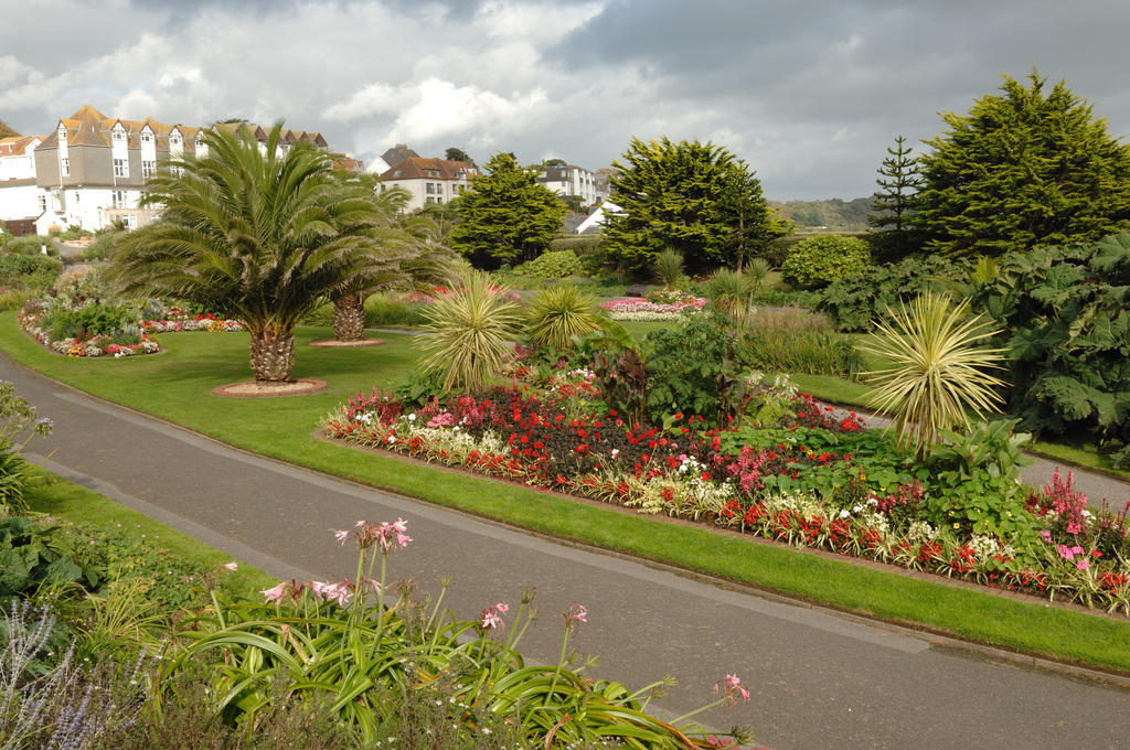 Madeira Hotel ฟาลมัธ ภายนอก รูปภาพ